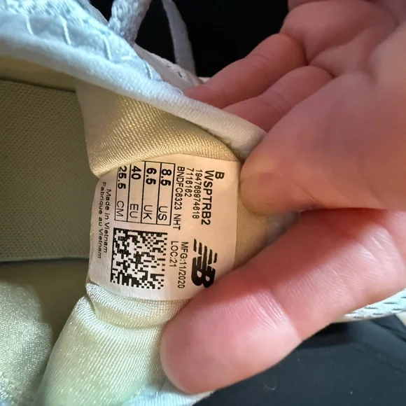 New Balance Women's Sky Blue Athletic Shoes - Picture 9 of 9